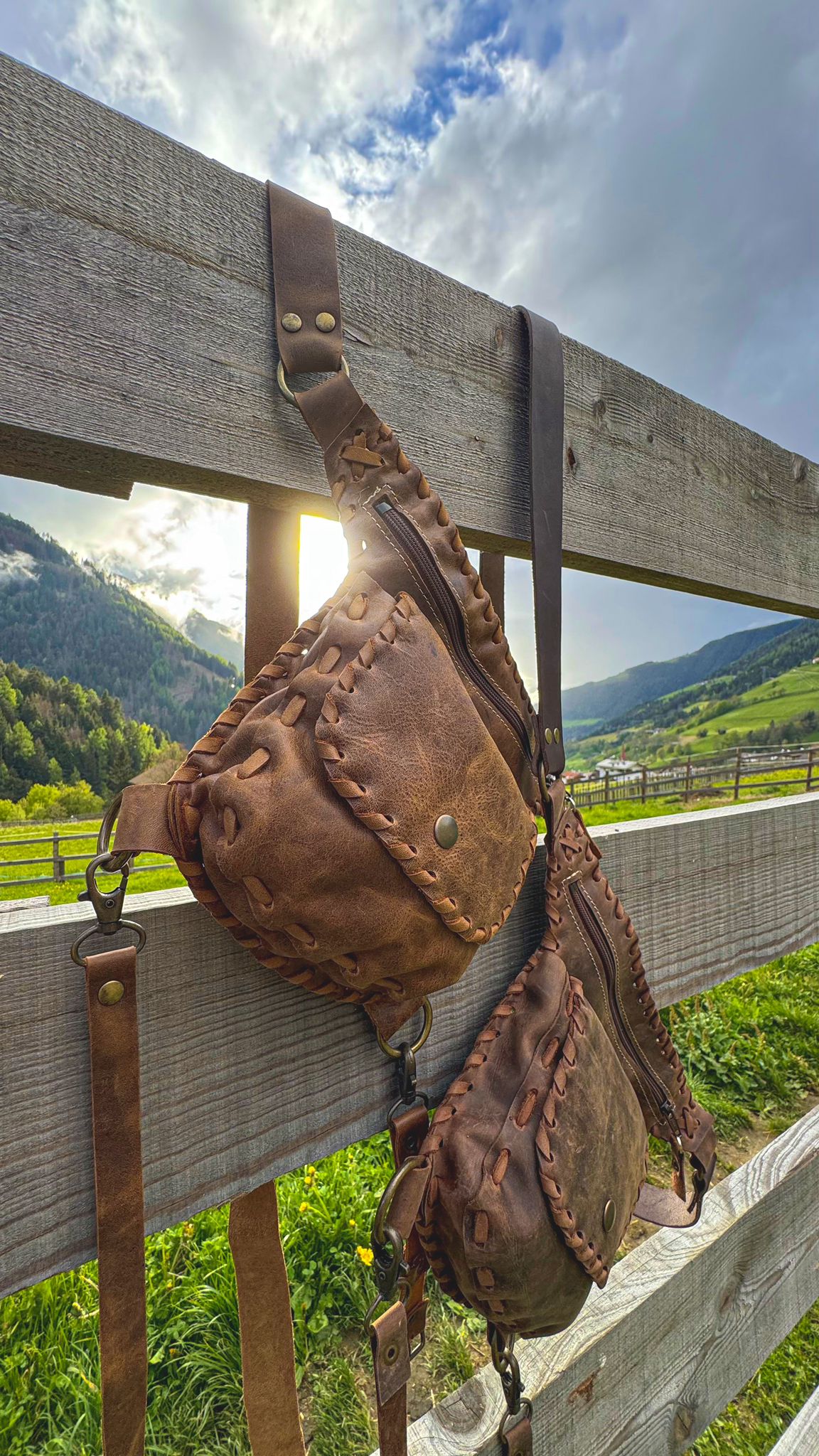 Schenkeltasche in Echtleder - Handmade (Limited Edition)